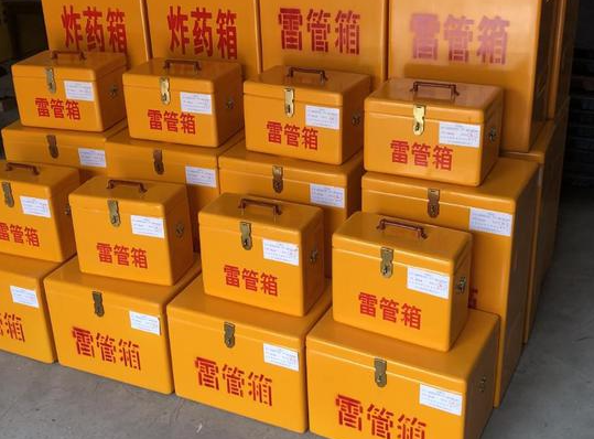 崇明玻璃钢雷管箱的使用寿命一般是多少?